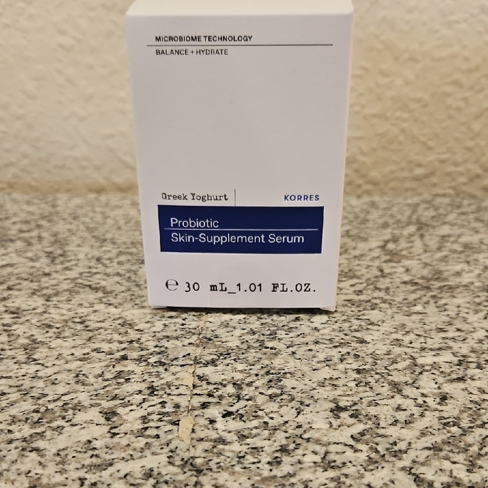 Korres Greek Yoghurt Probiotic Skin-Supplement Serum - White and Blue